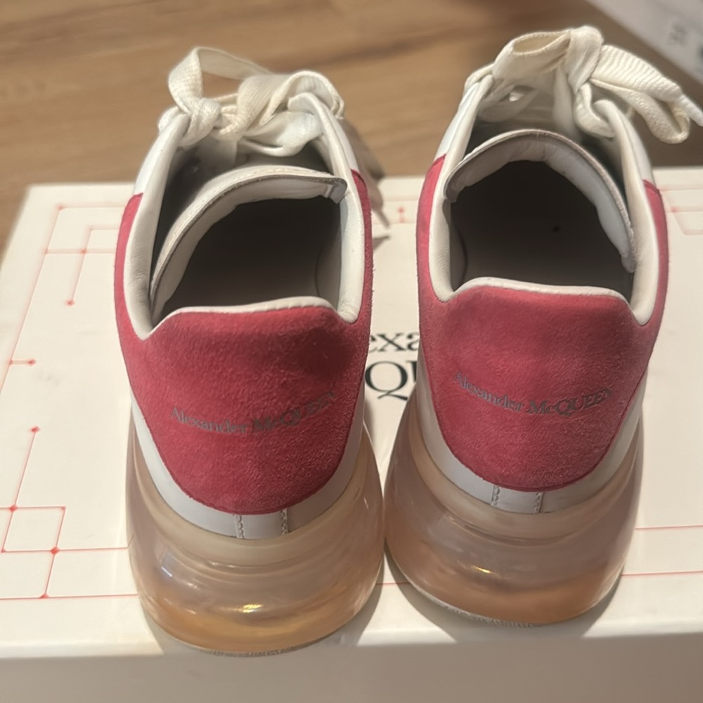 Sneakers - Picture 3 of 3